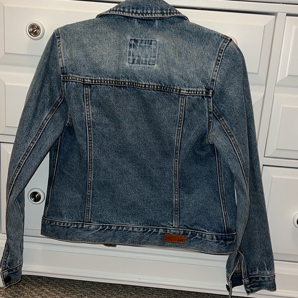 A&F Denim Jacket - Picture 4 of 10
